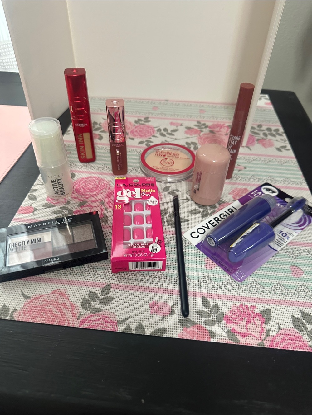10 pc set of Makeup  NWT